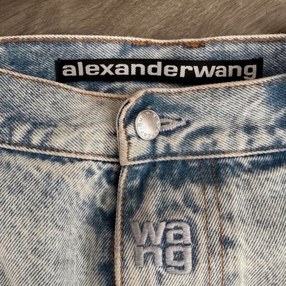 Alexander Wang Relaxed Fit Light Denim Jeans Worn 1 Time, Perfect Condition View 3